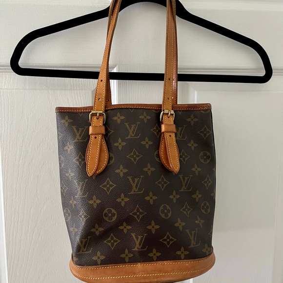 Authentic Louis Vuitton PM Petite Bucket Tote in well-loved condition - Picture 9 of 9